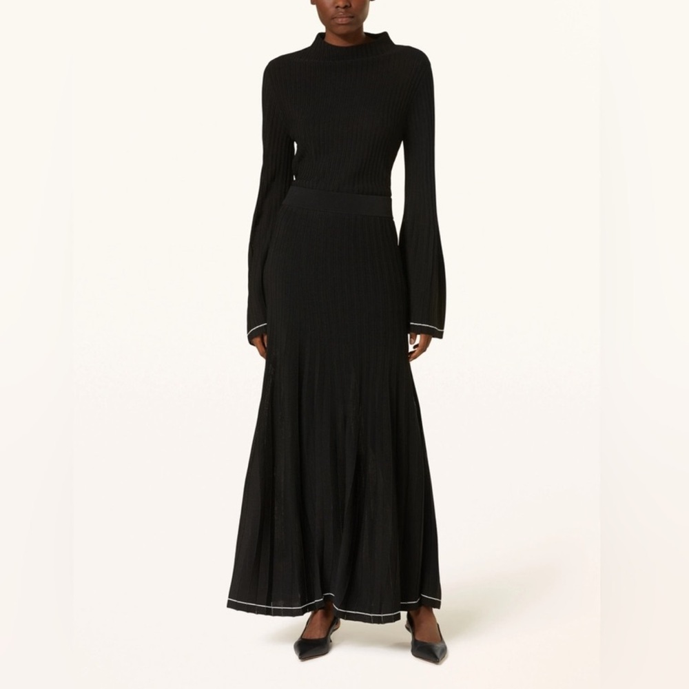 COS PLEATED KNITTED MIDI SKIRT